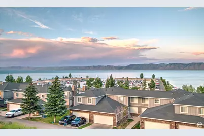 939 N Harbor Village Dr E #104, Garden City, UT 84028 - Photo 15