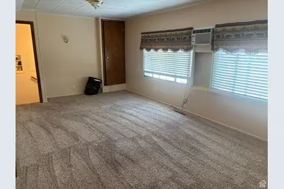 622 S Main St, Gunnison, UT 84634 - Photo 3