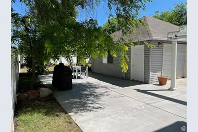 632 W 200 N, Salt Lake City, UT 84116 - Photo 25