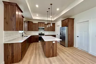 432 W Center St N, Gunnison, UT 84634 - Photo 5