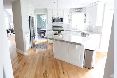 760 E Corner Ridge Dr, Draper, UT 84020 - Photo 7