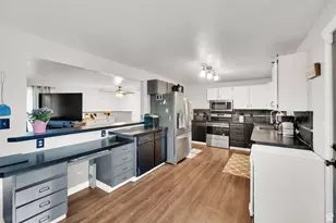 1657 N 1500 W, Clinton, UT 84015 - Photo 9