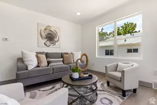 526 E Commonwealth Ave, Salt Lake City, UT 84106 - Photo 5