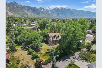 2673 E Toni Cir S, Cottonwood Heights, UT 84121 - Photo 45