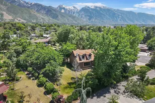 2673 E Toni Cir S, Cottonwood Heights, UT 84121 - Photo 45