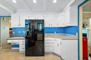 2673 E Toni Cir S, Cottonwood Heights, UT 84121 - Photo 15