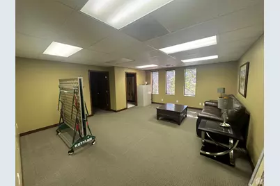 225 S 200 E, Salt Lake City, UT 84111 - Photo 11