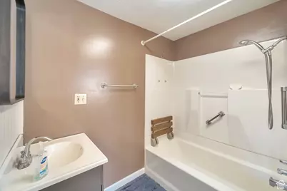 560 E Garden Ave, South Salt Lake, UT 84106 - Photo 13