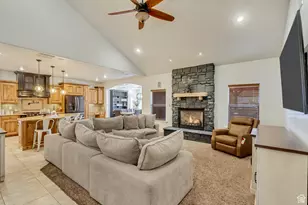 338 S Holdaway Rd, Vineyard, UT 84059 - Photo 9