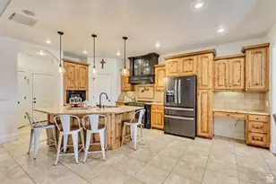 338 S Holdaway Rd, Vineyard, UT 84059 - Photo 7