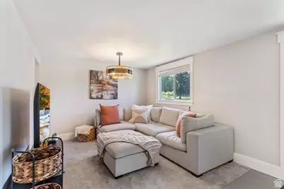 1393 E Davis Ave, Logan, UT 84321 - Photo 9