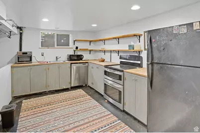 2835 S 2475 E, Salt Lake City, UT 84109 - Photo 25