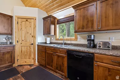 2595 Canyon View Dr, Duck Creek Village, UT 84762 - Photo 13