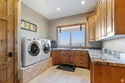 3911 N Zermatt St, Eden, UT 84310 - Photo 21