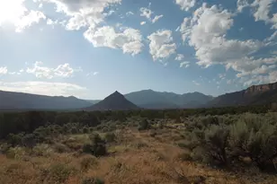 313 W Holyoak Ln, Castle Valley, UT 84532 - Photo 15