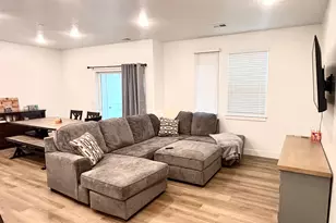 460 W 15 S, Providence, UT 84332 - Photo 3