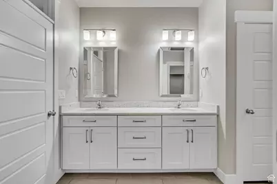 2508 E Lone Hill Dr, Draper (UT Cnty), UT 84020 - Photo 47