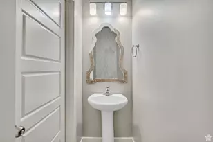 2508 E Lone Hill Dr, Draper (UT Cnty), UT 84020 - Photo 21