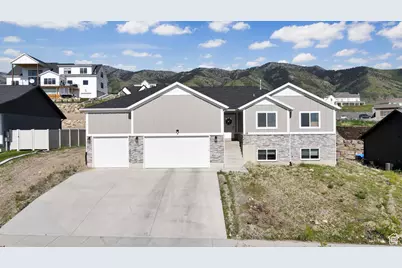 108 S 900 E, Hyde Park, UT 84318 - Photo 1