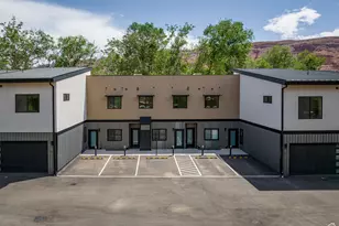 214 S 200 E, Moab, UT 84532 - Photo 21