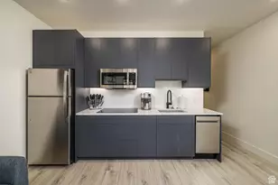 214 S 200 E, Moab, UT 84532 - Photo 9