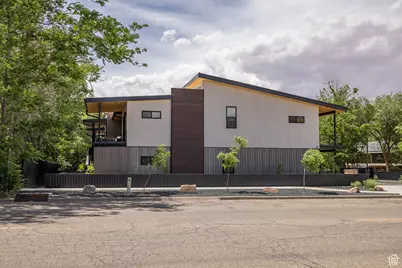 214 S 200 E #7, Moab, UT 84532 - Photo 33