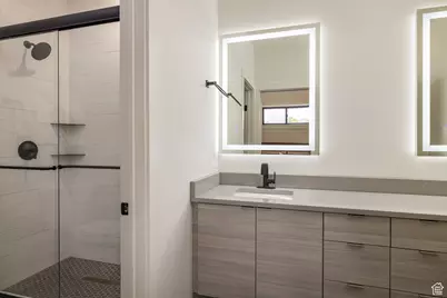 214 S 200 E #7, Moab, UT 84532 - Photo 17