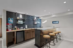 2842 E Oakbrook Circle, Salt Lake City, UT 84108 - Photo 23