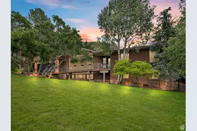 2842 E Oakbrook Cir, Salt Lake City, UT 84108 - Photo 3