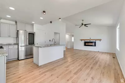 327 E 2260 S, Heber City, UT 84032 - Photo 5