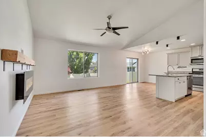 327 E 2260 S, Heber City, UT 84032 - Photo 3