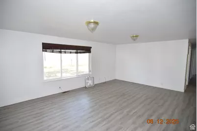 4248 S 3200 W, Spanish Fork, UT 84660 - Photo 11