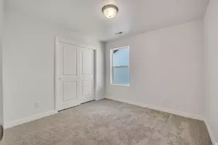 2208 W 2615 N, Clinton, UT 84015 - Photo 19