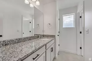 2616 N 2125 W, Clinton, UT 84015 - Photo 17