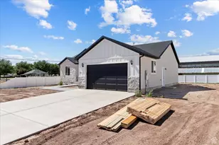 61 E 600 S, Nephi, UT 84648 - Photo 17