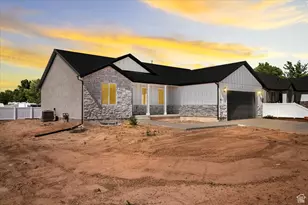 61 E 600 S, Nephi, UT 84648 - Photo 3