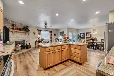 145 N 240 E, Orem, UT 84057 - Photo 15