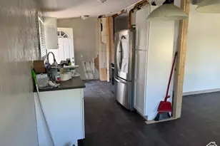 112 Quincy Ave E, Ogden, UT 84404 - Photo 3