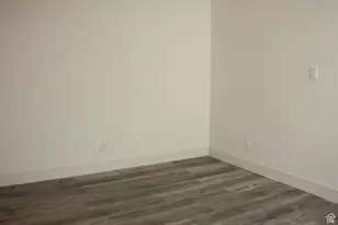 539 S Chan Dr, Grantsville, UT 84029 - Photo 27