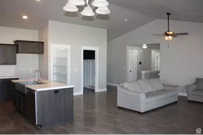 539 S Chan Dr, Grantsville, UT 84029 - Photo 5