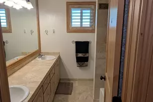 1584 E Petunia Way, Sandy, UT 84092 - Photo 21