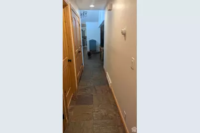 1584 E Petunia Way, Sandy, UT 84092 - Photo 23