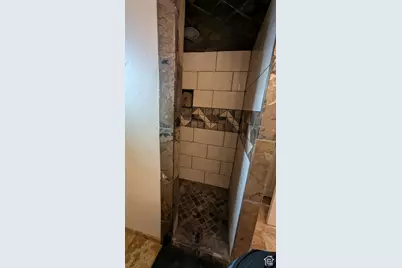 1584 E Petunia Way, Sandy, UT 84092 - Photo 47