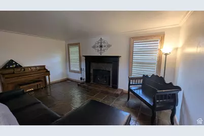 1584 E Petunia Way, Sandy, UT 84092 - Photo 25