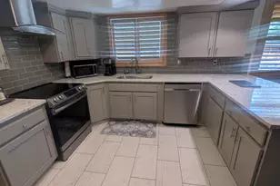 1584 E Petunia Way, Sandy, UT 84092 - Photo 33