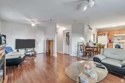 382 N Peach St, Santaquin, UT 84655 - Photo 11