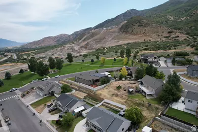 382 N Peach St, Santaquin, UT 84655 - Photo 25