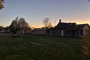 11 S 100 E, Mayfield, UT 84643 - Photo 17