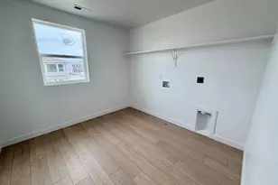 2970 N Kingbird Dr, Eagle Mountain, UT 84005 - Photo 13