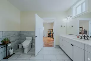 7395 N Johnson Canyon Rd, Kanab, UT 84741 - Photo 19